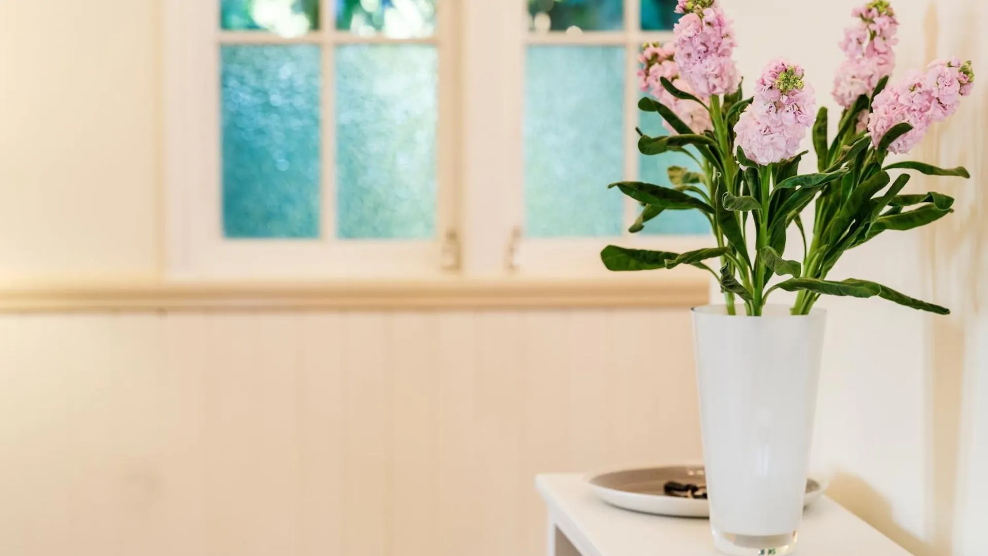 Little White Chapel Maleny Apartment